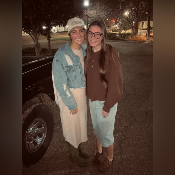 🤍 - Picture 3 of 7